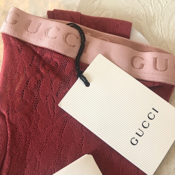 Gucci Accessories - Gucci interlocking GG floral lace socks size m